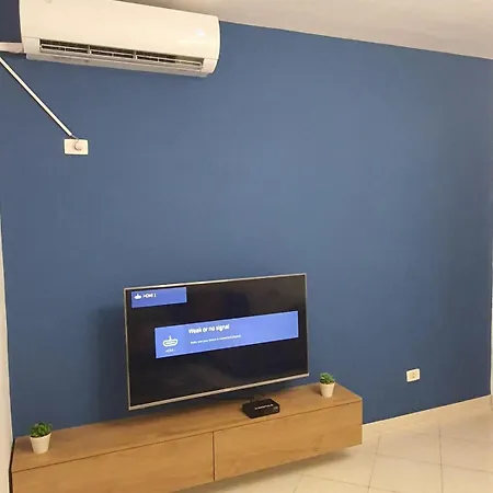 Lion דירה